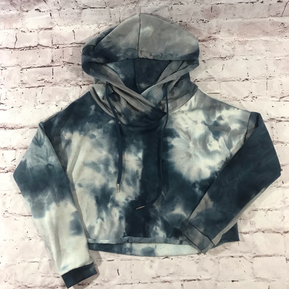 Rue21 Tie Dye Cropped Sweatshirt